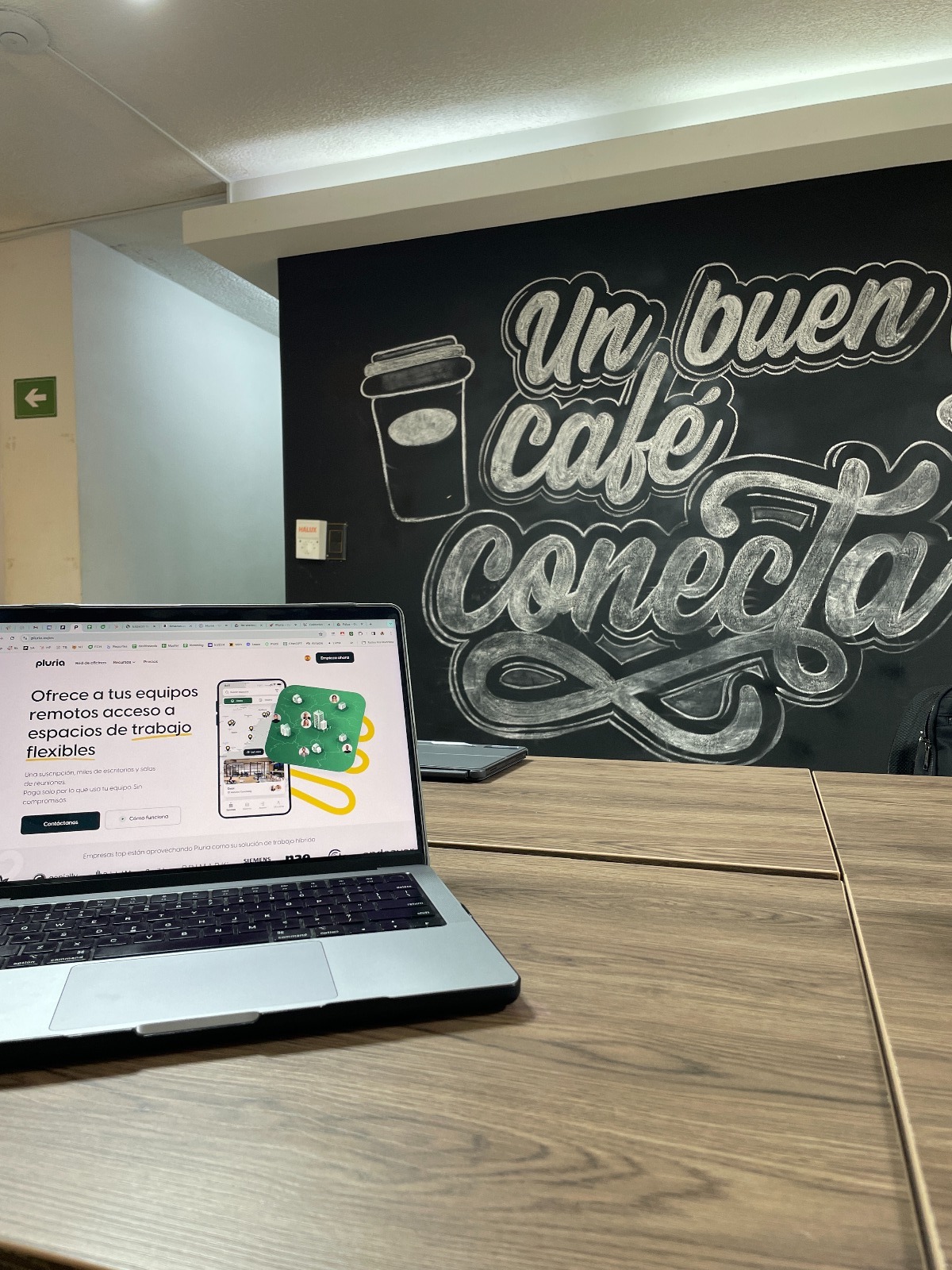 Colectivo Cafe Coworking-12